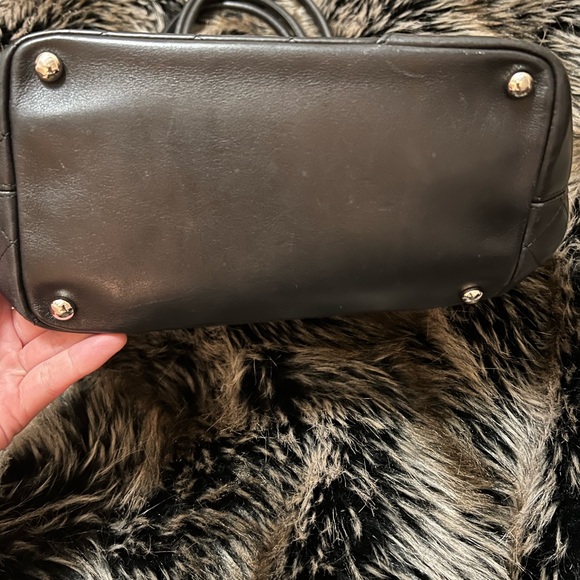 Chanel CC quilted tote with bright pink lining- RARE - Picture 3 of 11